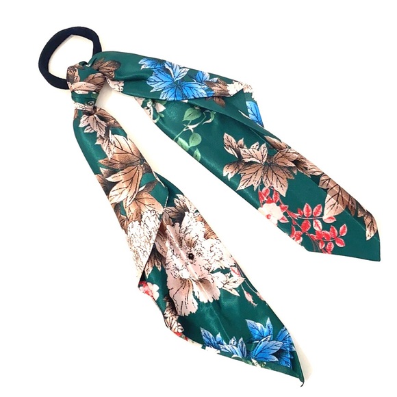 Green Floral Hair Scarf Ponytail Holder - Picture 3 of 5